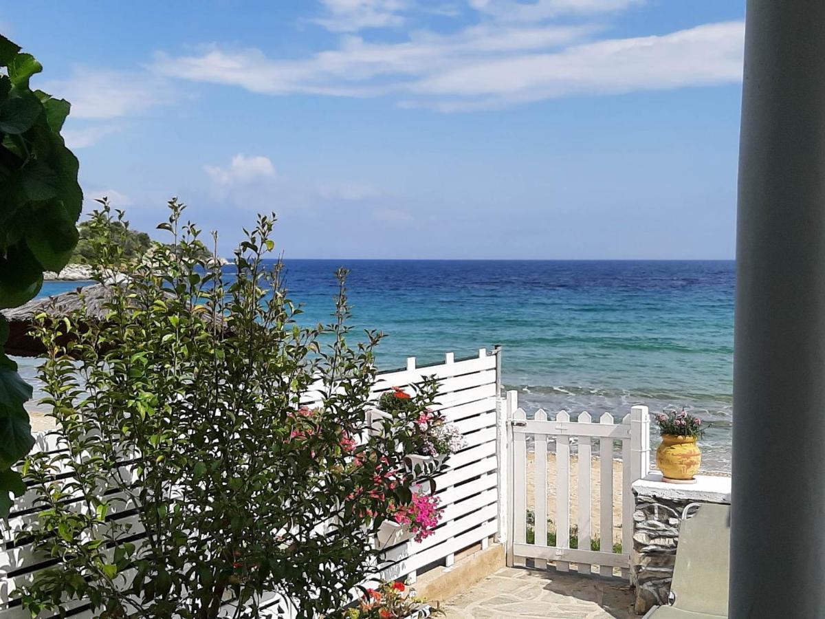 House Kokkalas On The Beach Pyrgadikia Luaran gambar