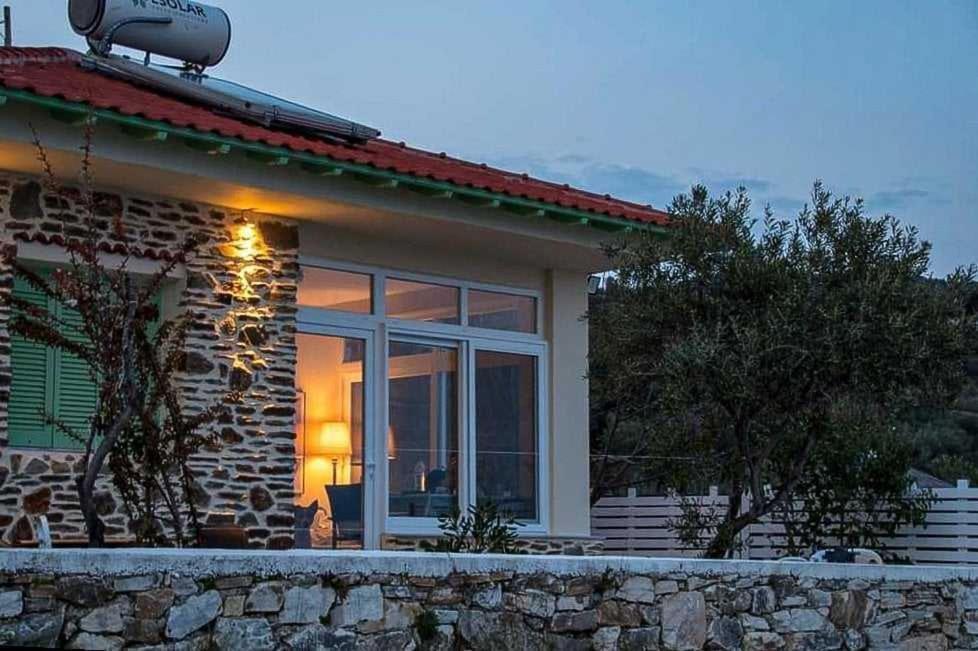 House Kokkalas On The Beach Pyrgadikia Luaran gambar